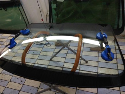 Установка лобового стекла Audi A6 -