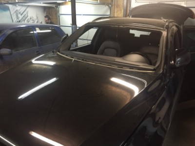 Установка лобового стекла AUDI Q5 2008-2012