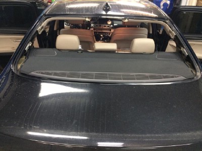 Установка заднего стекла BMW 5 (F10) 4D SED 2010-2017