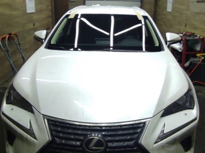 Установка лобового стекла Lexus RX 5D Ranger 2015-