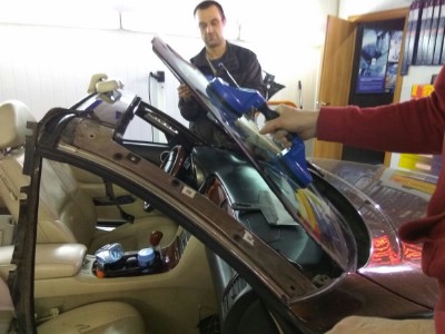Установка лобового стекла LEXUS SC430 2D CAB 2001-2010