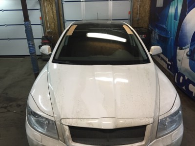 Установка лобового стекла Scoda Octavia A5 2009-