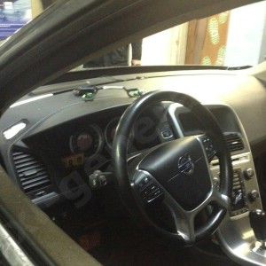 Установка автостекла Volvo XC60