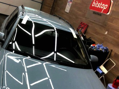 Установка лобового стекла Audi A4 -