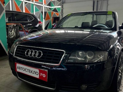 Установка лобового стекла Audi A4 Cabrio -