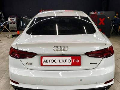 Установка лобового стекла Audi A5 2016-2021