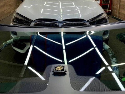 Установка лобового стекла BMW X1 2015-2019