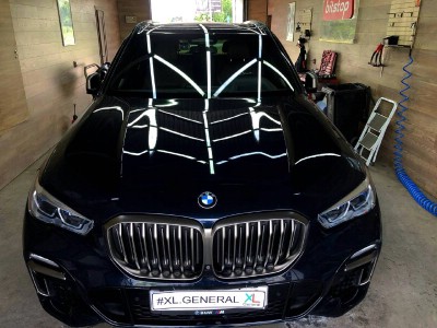 Установка лобового стекла BMW X5 -