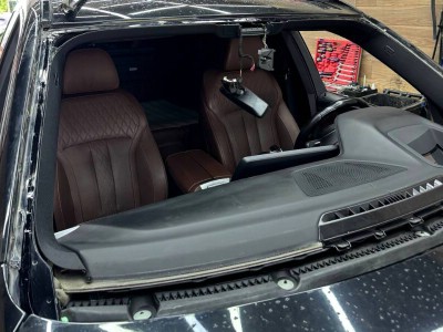 Установка лобового стекла BMW X5 G05 -