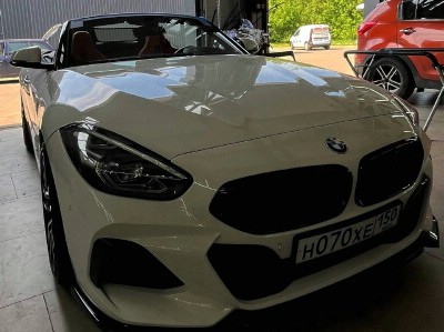 Установка лобового стекла BMW Z -