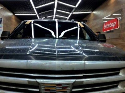 Установка лобового стекла Cadillac Escalade 2013-2021