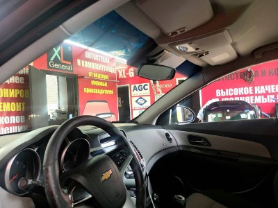 Установка лобового стекла Chevrolet Cruze 2018-2025