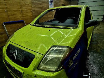 Установка лобового стекла Citroen C2 2003-2008