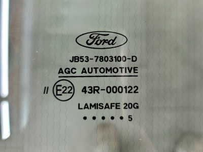 Установка лобового стекла Ford Explorer 2011-