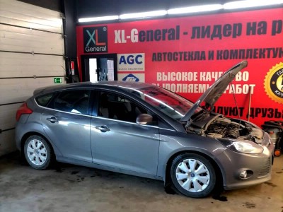 Автостекло Ford Focus III 2011-