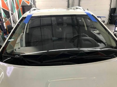 Установка лобового стекла GMC Terrain 2010-