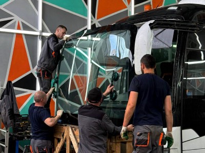 Установка лобового стекла Golden Dragon -