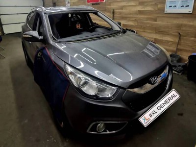 Установка лобового стекла Hyndai ix35 -