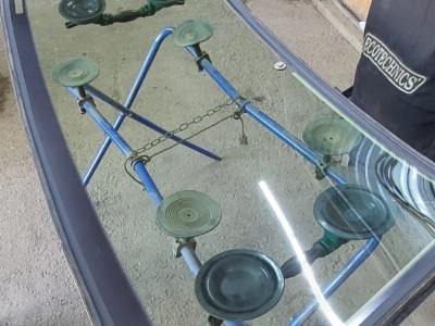 Установка лобового стекла Jaguar XJ Series 2015-