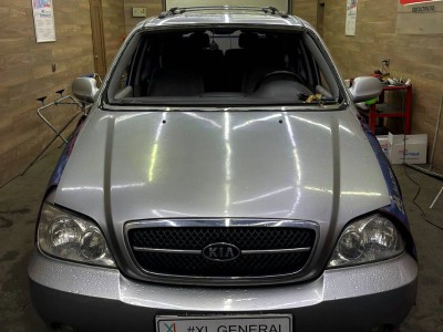 Установка лобового стекла Kia Carnival I 2002-2006