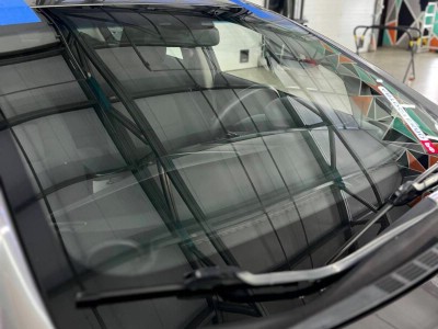 Установка лобового стекла Kia Cerato -