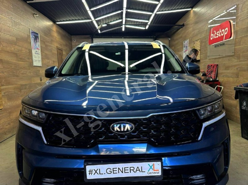 Установка лобового стекла Kia Sorento 2020-