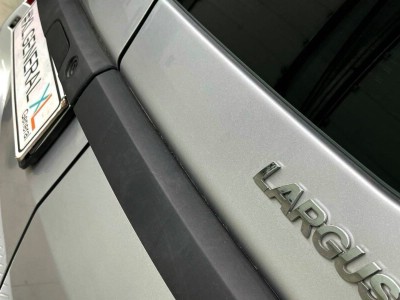 Установка лобового стекла Lada Largus