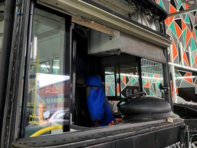 Установка лобового стекла MAN A78 Lion city -