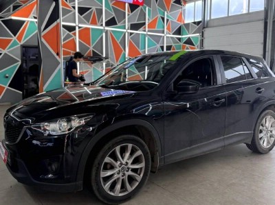 Установка лобового стекла Mazda CX-5 -