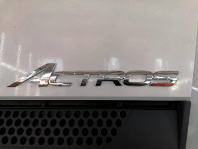 Установка лобового стекла Mercedes Benz Actros 2012-