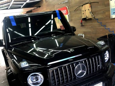 Установка лобового стекла Mercedes Benz G-class -