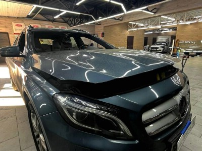 Установка лобового стекла Mercedes W -