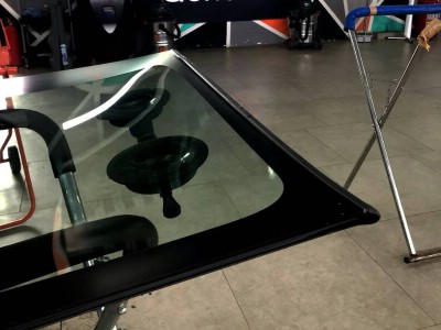 Установка лобового стекла Mitsubishi Outlander 2020-