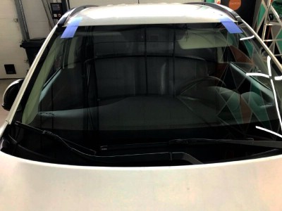 Установка лобового стекла Mitsubishi Outlander 2020-