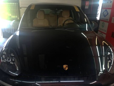 Установка лобового стекла Porsche Cayenne II 2010-2018