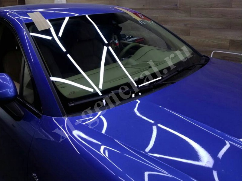 Установка автостекла Porsche Macan 2013-