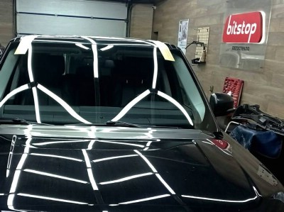 Установка лобового стекла Range Rover IV 2015-