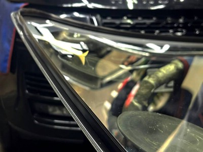 Установка лобового стекла Range Rover IV L405 2012-2017