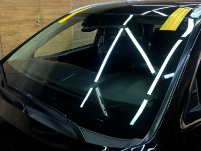 Установка лобового стекла Toyota Higlander -