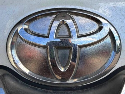 Установка лобового стекла Toyota Land Cruiser 150 Prado 2009-