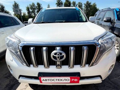 Установка автостекла Toyota Land Cruiser 150 Prado 2009-