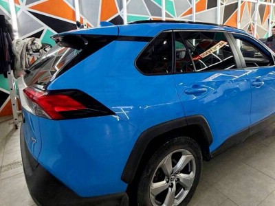 Установка лобового стекла Toyota Rav 4 -