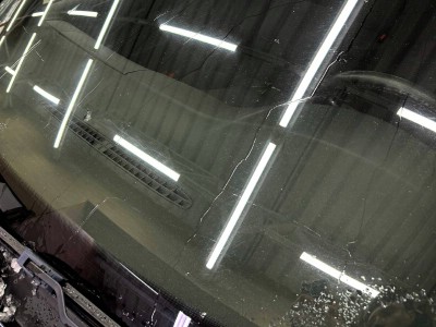 Установка лобового стекла Volkswagen Passat -