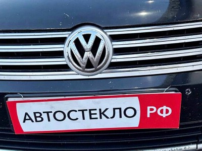 Установка лобового стекла Volkswagen Passat B7 2010-