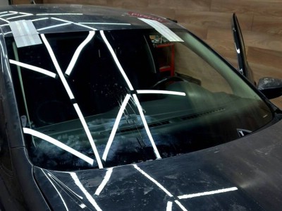 Установка лобового стекла Volkswagen Polo 2009-2020