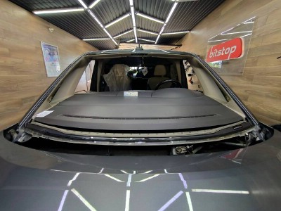 Установка лобового стекла Volkswagen T7 2022-