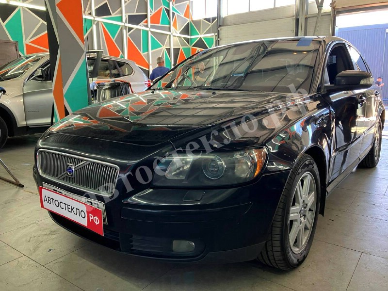 Установка автостекла Volvo