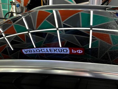 Замена панорамного окна Mercedes Benz -