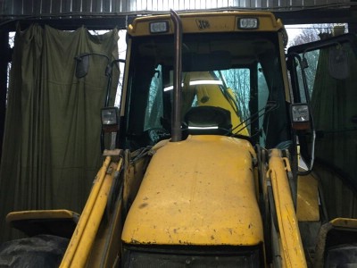 Установка лобового стекла Экскаватор-погрузчик JCB 3CX -