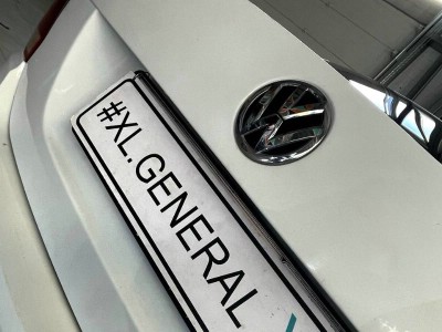 Установка заднего стекла Volkswagen Polo 4D SED 2010-